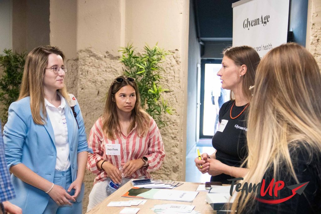 TeamUp: Umrežavanje, nove prilike i pozicije